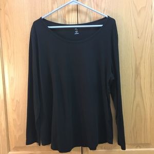 Dressbarn black tee shirt